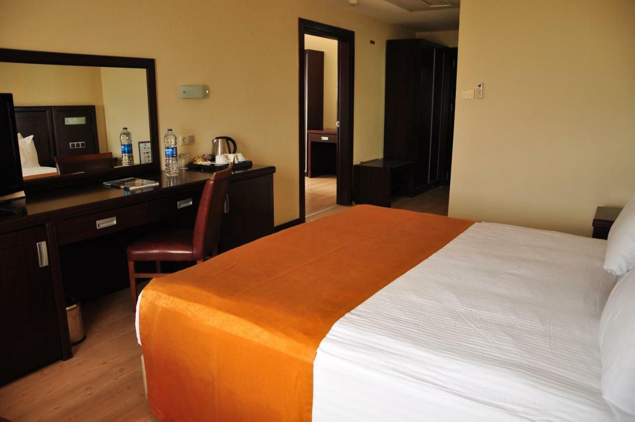 Eser Diamond Hotel Spa & Convention Center Istanbul Silivri Extérieur photo